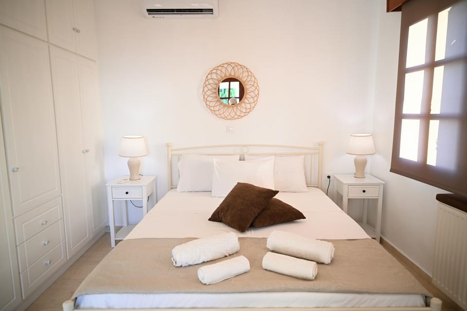 Villa Sea View Gem Steps to Zia Square Hot Tub Villa in Kos, Greece