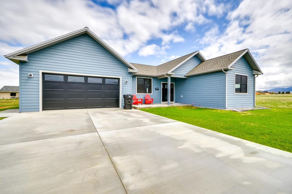 Sleek Red Lodge Home Rental with Private Hot Tub! House in Red Lodge