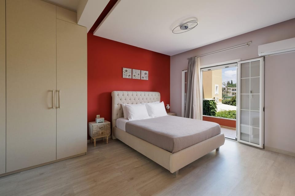 HOMELY 2BD APT IN DASSIA Apartment in Corfu, Greece