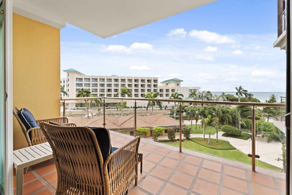 Beachfront - Best Beach View Studio - E422-1 Apartment in Noord
