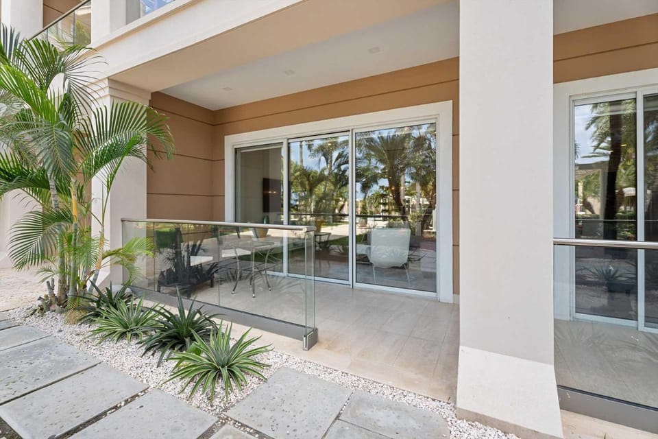 Eagle Beach - Pearl Garden 2BR condo - LV103 House in Noord