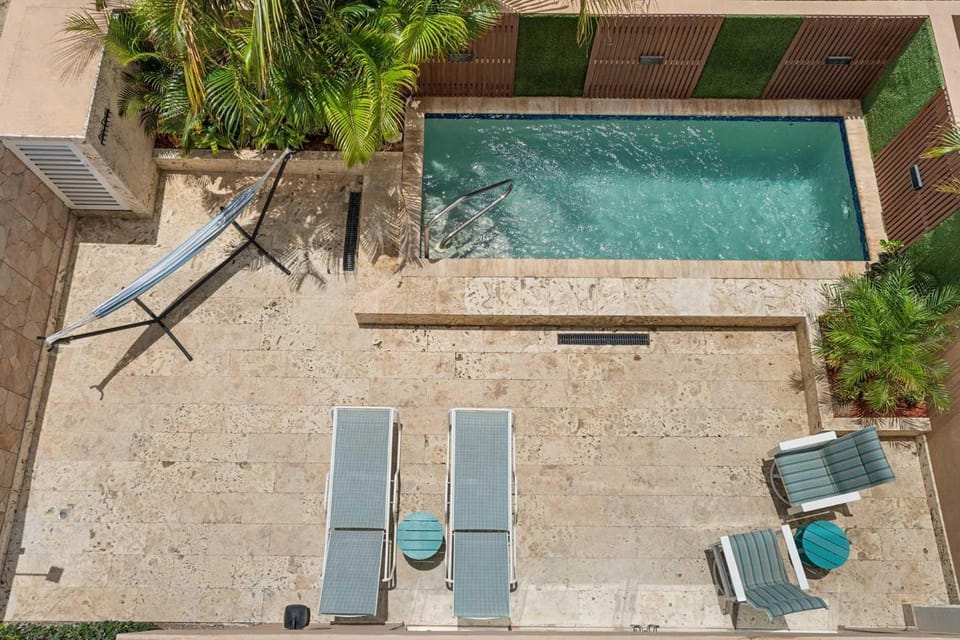 Beach View - Blue Ocean View townhome - LV18th House in Noord