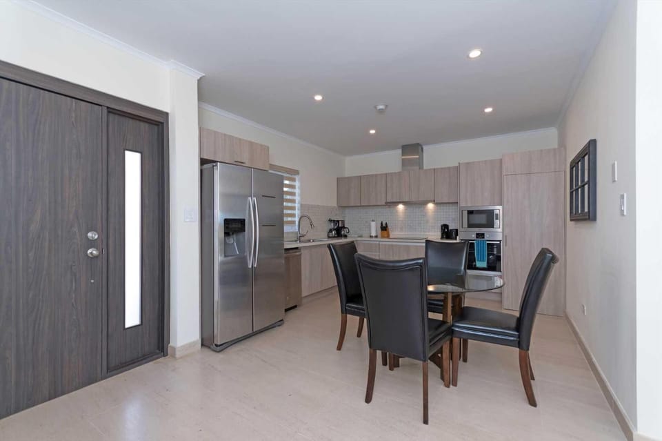 EagleBeach-Private Pool-Island Delights townhome12 House in Noord