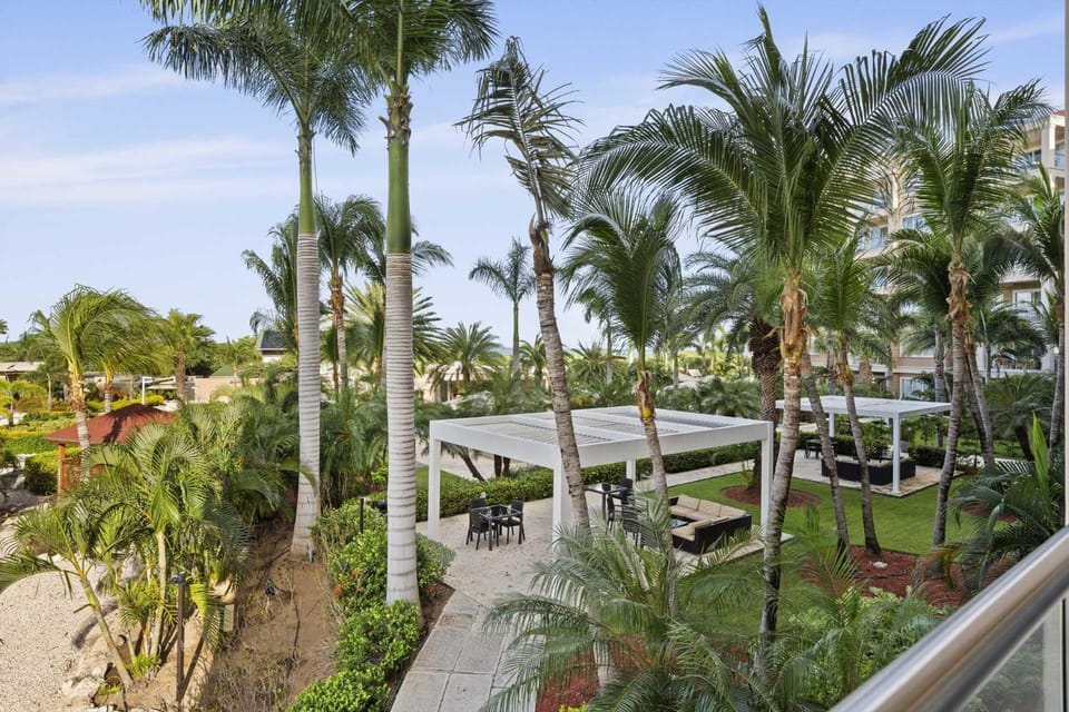 Eagle Beach - Larimar Delights 3BR condo - LV201 House in Noord