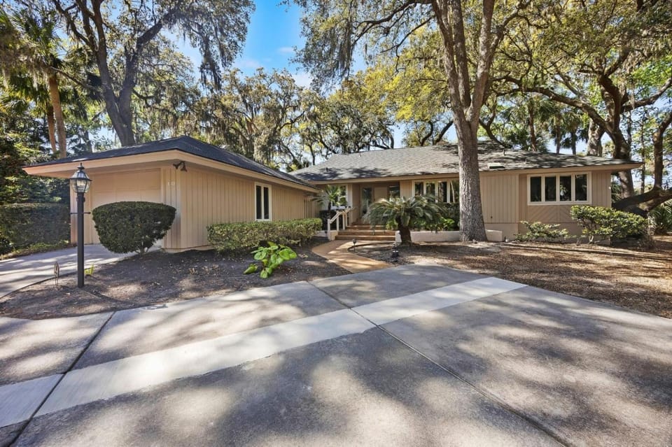 10 Troon House in Hilton Head Island