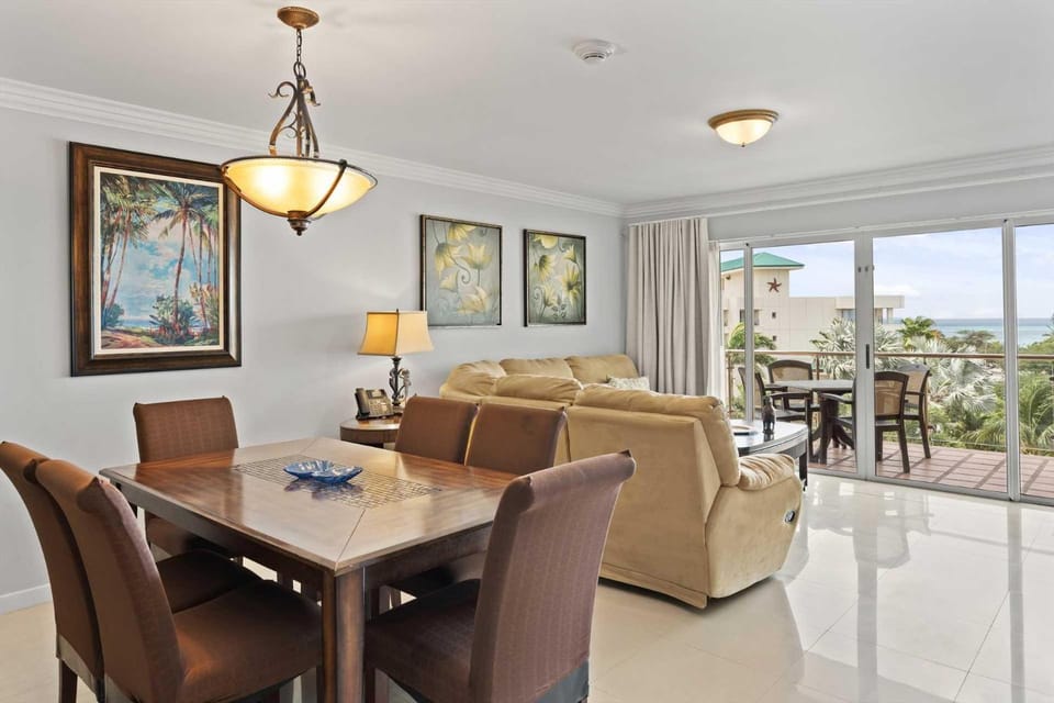 Beachfront - Glamour View 3BR condo - E422 House in Noord