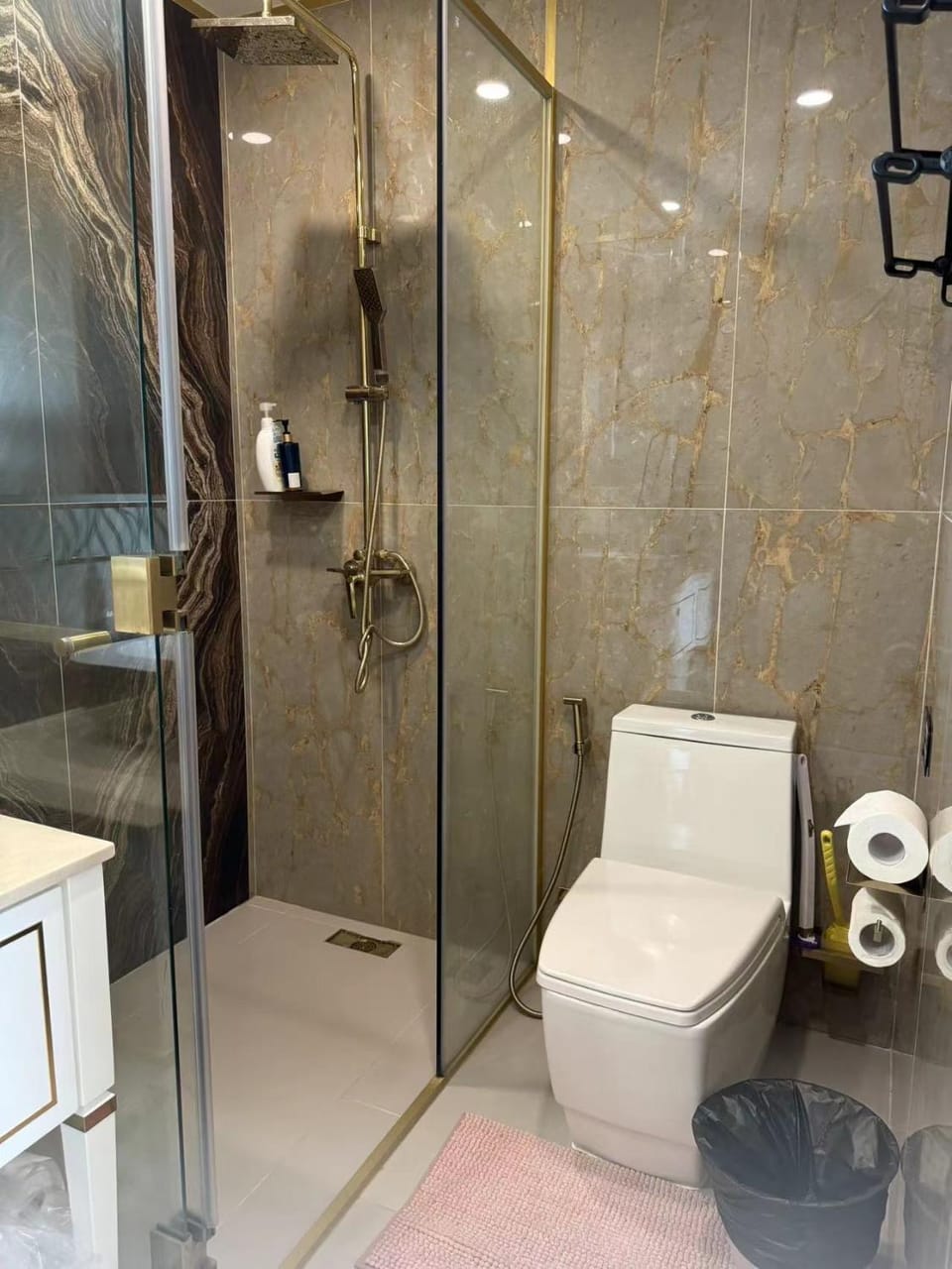 Shower, Toilet, Bathroom