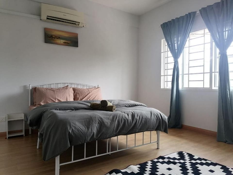 House of Arts Condostay @ Saujana Aster Apartment in Putrajaya