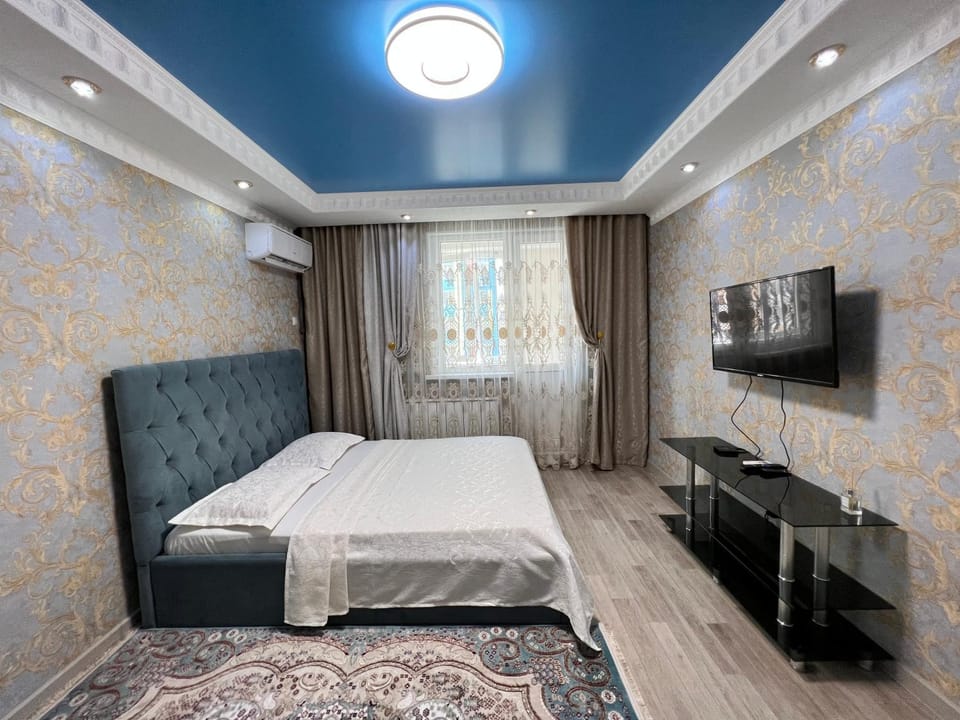 Bed, Photo of the whole room, Bedroom, air conditioner