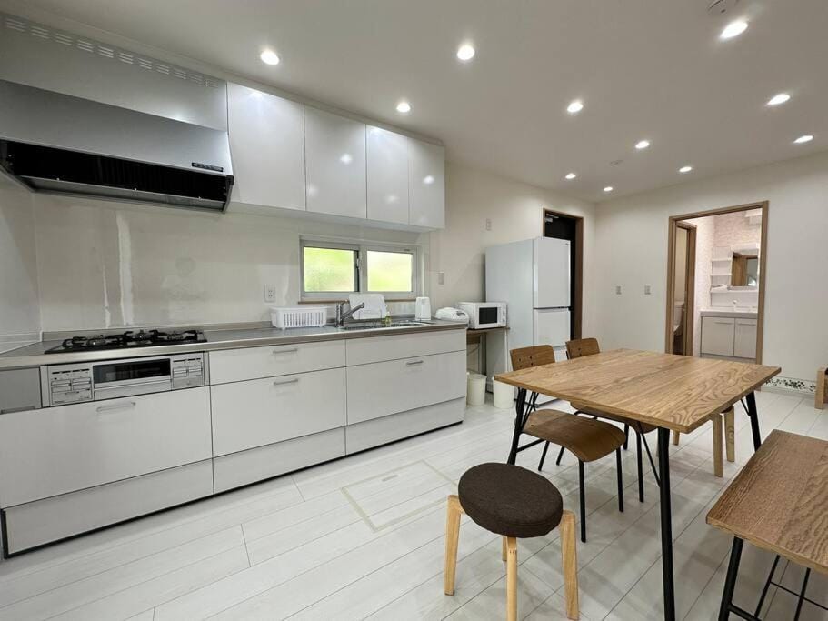 SHIRAHAMA condominium D-100 Apartment in Japan