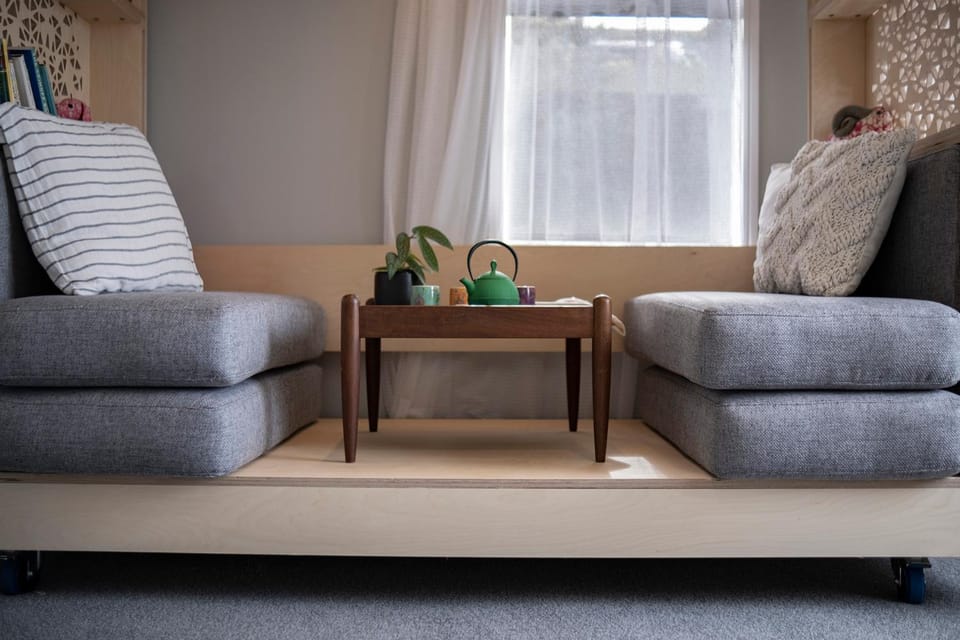 Living room, Seating area