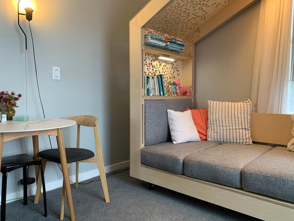 Living room, Dining area