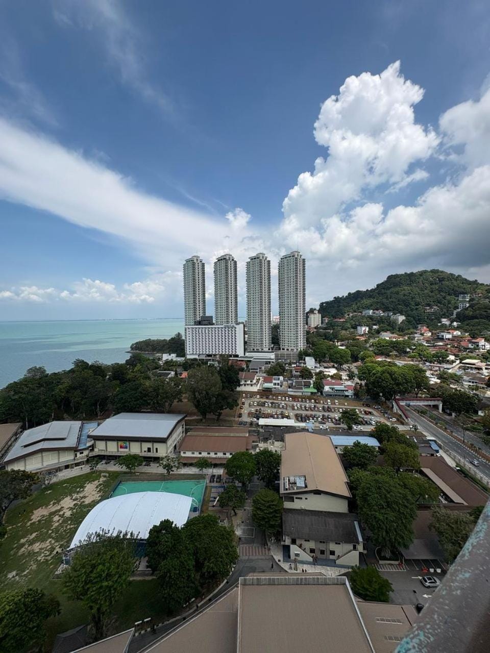 Rainbow Paradise Beach by Achlys Collection Apartment in Tanjung Bungah
