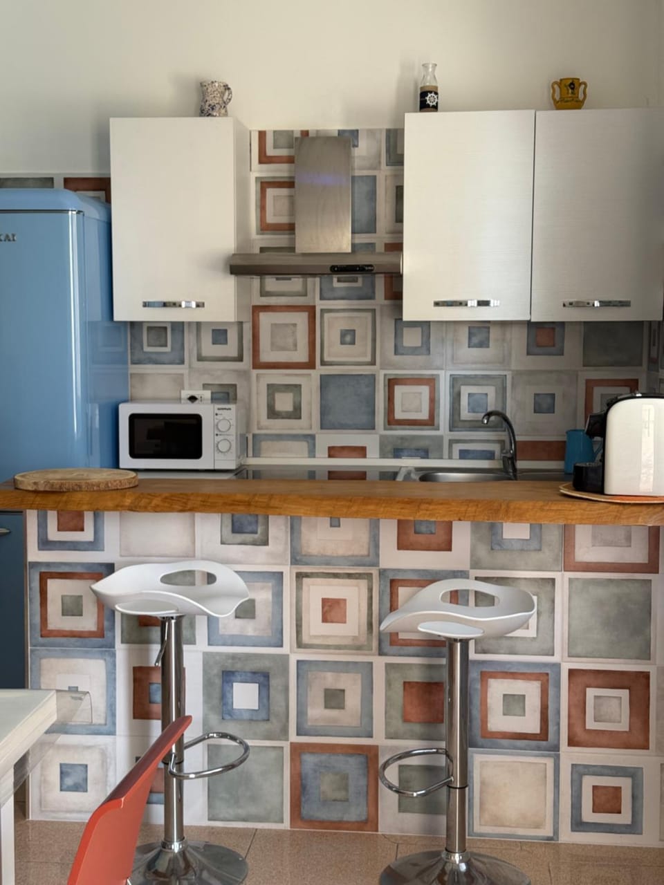 Kitchen or kitchenette, oven, pet friendly, stove, toaster