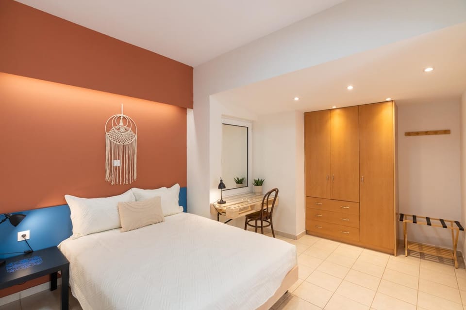 Bed, Bedroom, wardrobe