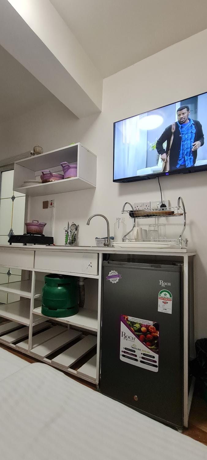 TV and multimedia, Kitchen or kitchenette