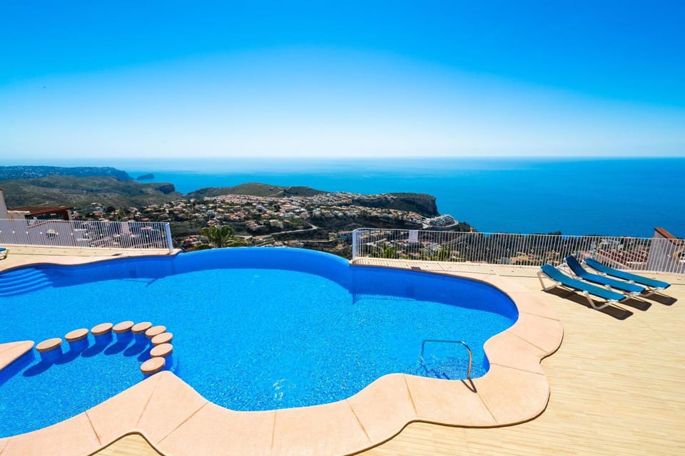 Sea view, Swimming pool