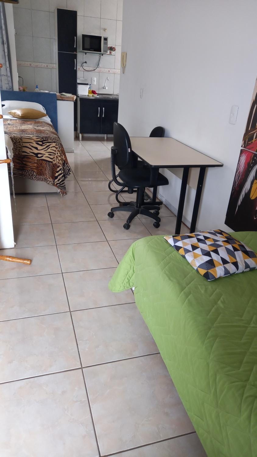 Estúdio central PG1 prox Paladium Apartment in State of Paraná