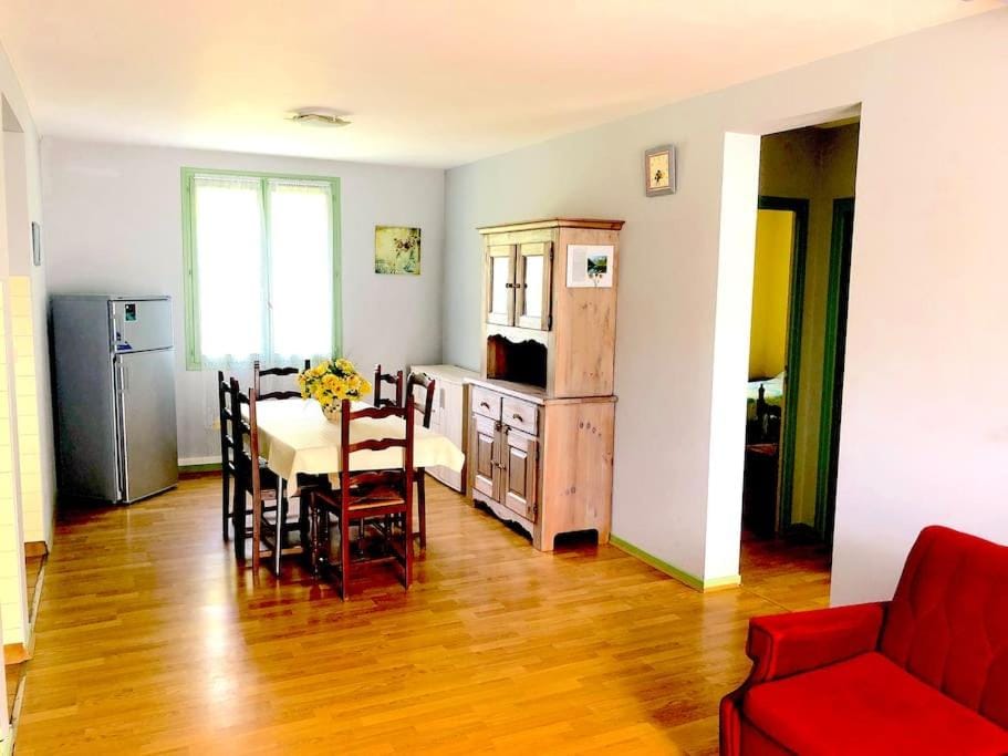 Appartement Chez Place à Estaing Apartment in Arrens-Marsous