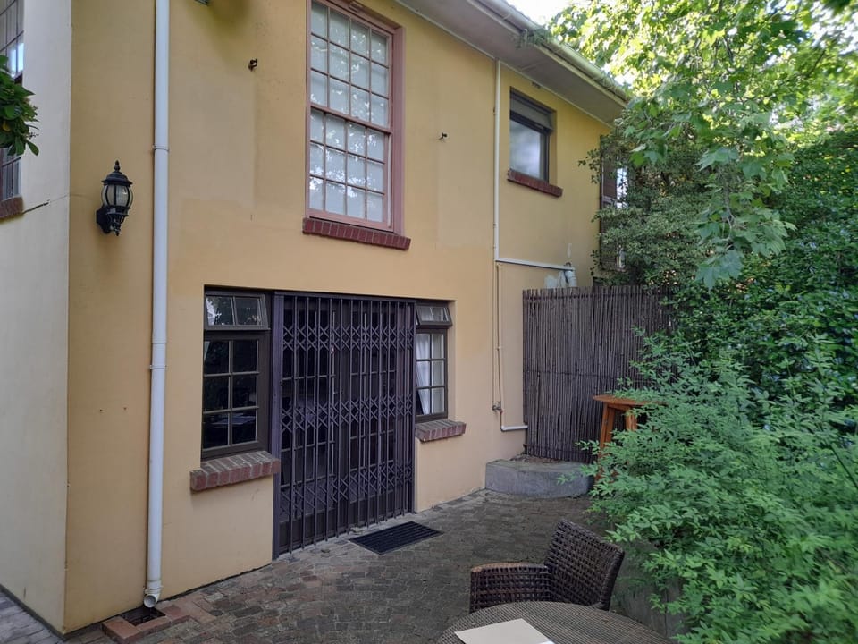 Property building, Garden view