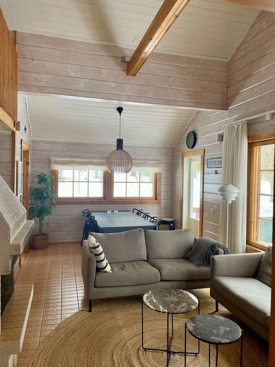 Living room, Dining area