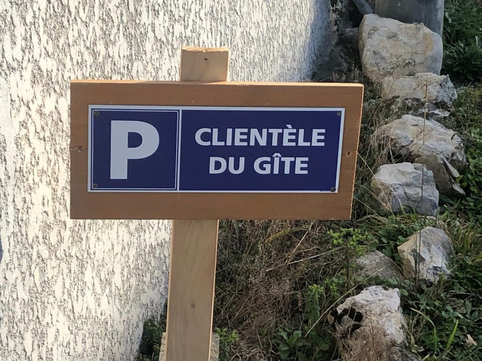 Maison Narcisse chambres climatisées- Wifi Lave linge House in Occitanie