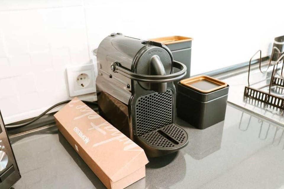 Coffee/tea facilities, Kitchen or kitchenette