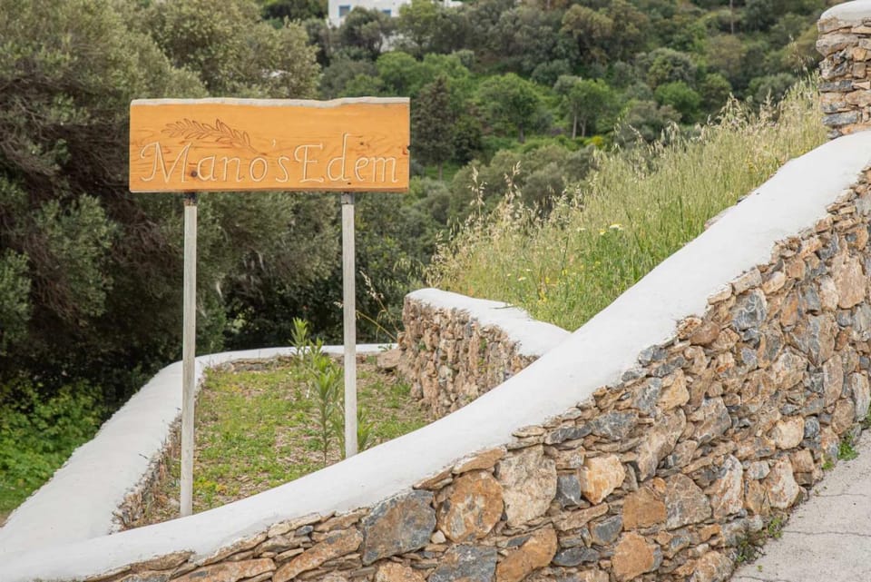 Manos' Edem House in Decentralized Administration of the Aegean