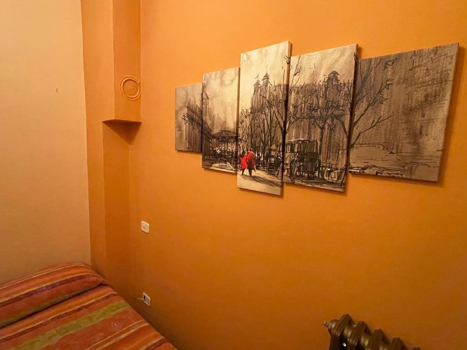 Decorative detail, Bedroom