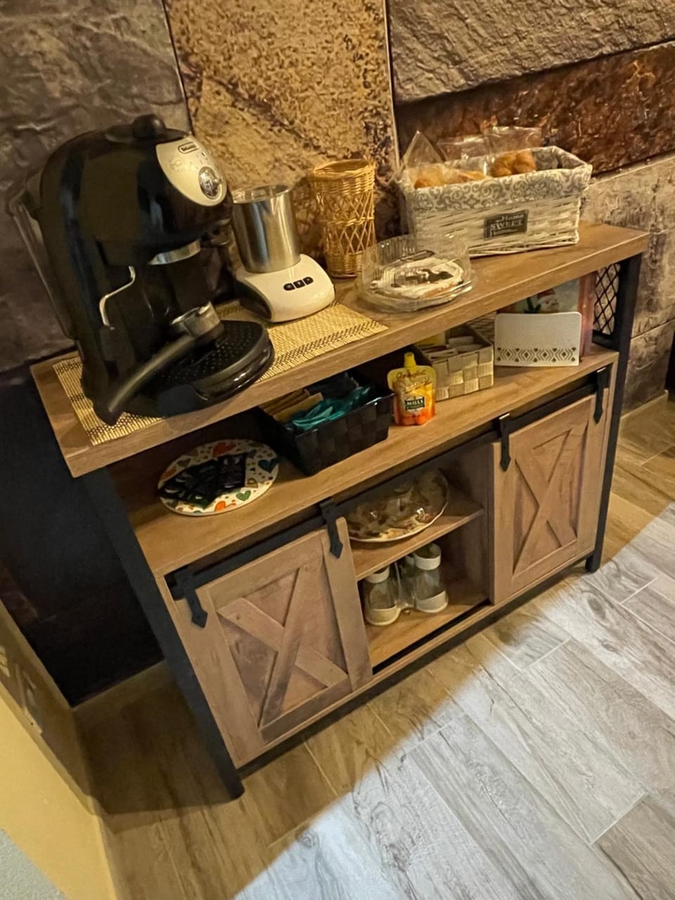 Coffee/tea facilities
