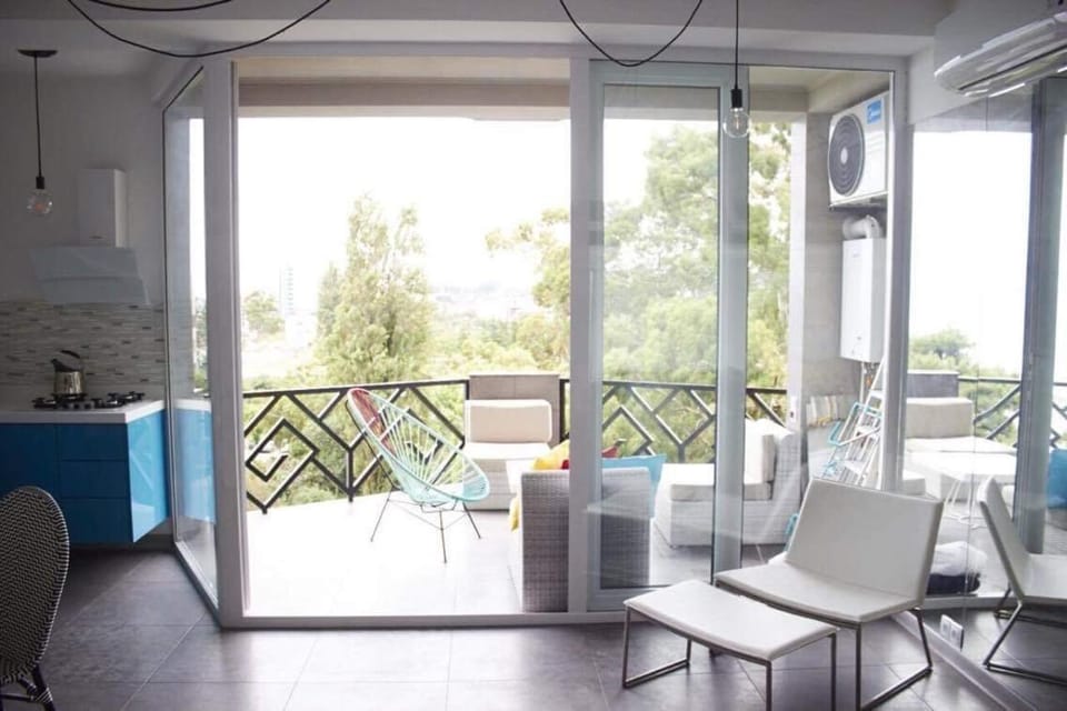 Beach blue Apartment in Batumi