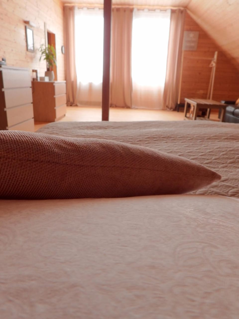 Bed, Photo of the whole room