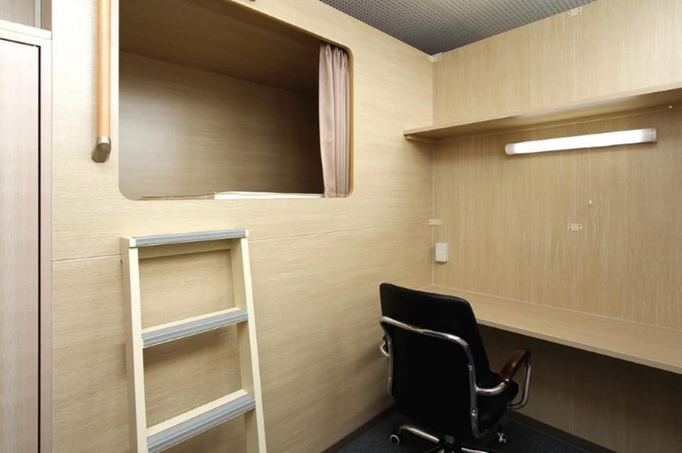 Rifure Iwaki Ekimaeten-Male Only Capsule hotel in Japan