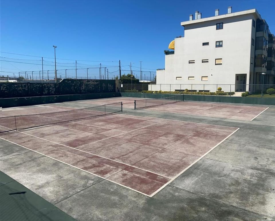 Tennis court