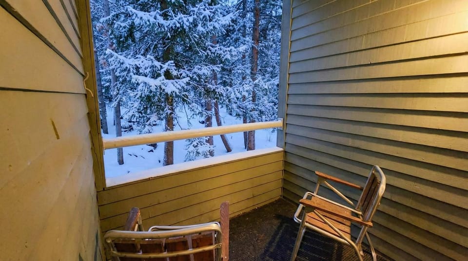3 BDR Mountain Home with Hot Tub Minutes to Lifts House in Breckenridge
