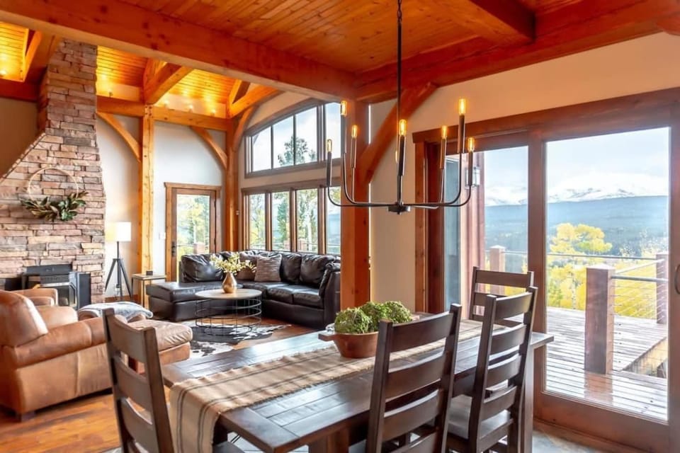 Custom Fairplay 5 BR Hot Tub & Mountain Views House in Park County