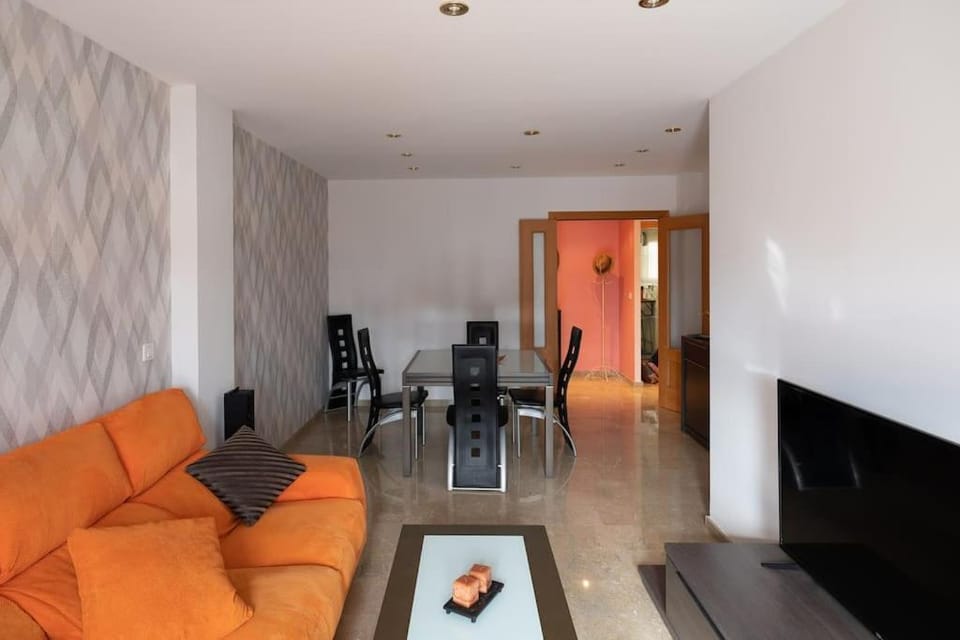 TV and multimedia, Dining area