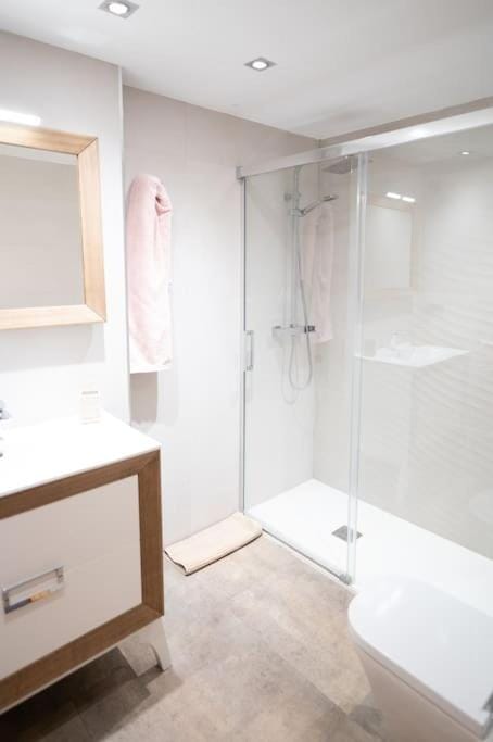 Shower, Bathroom