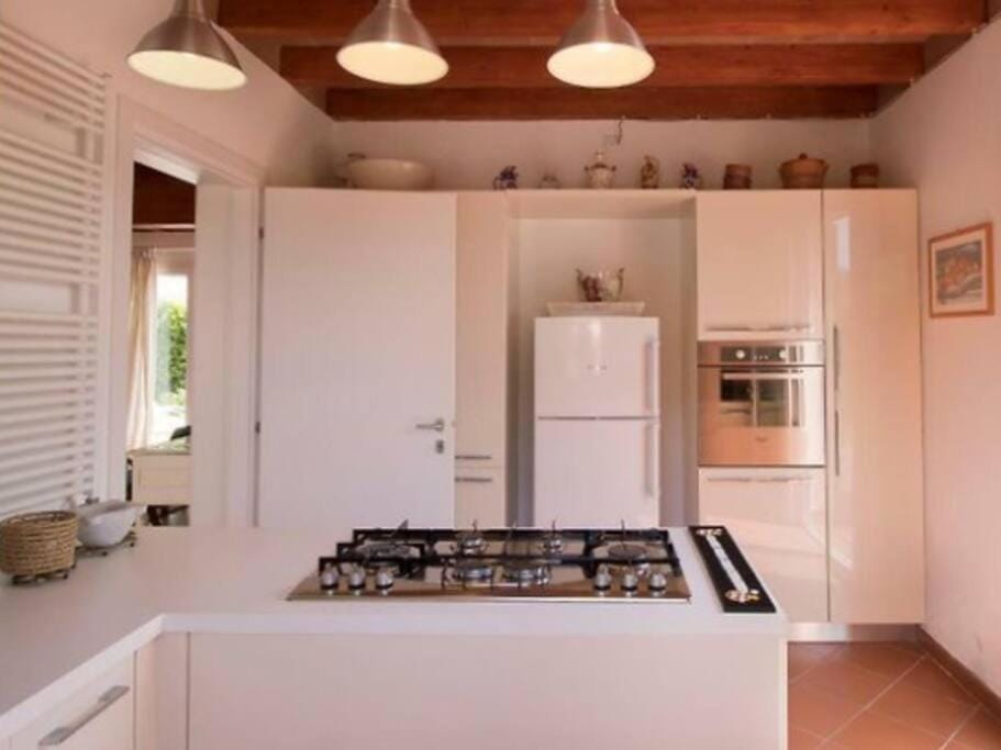 Kitchen or kitchenette, stove