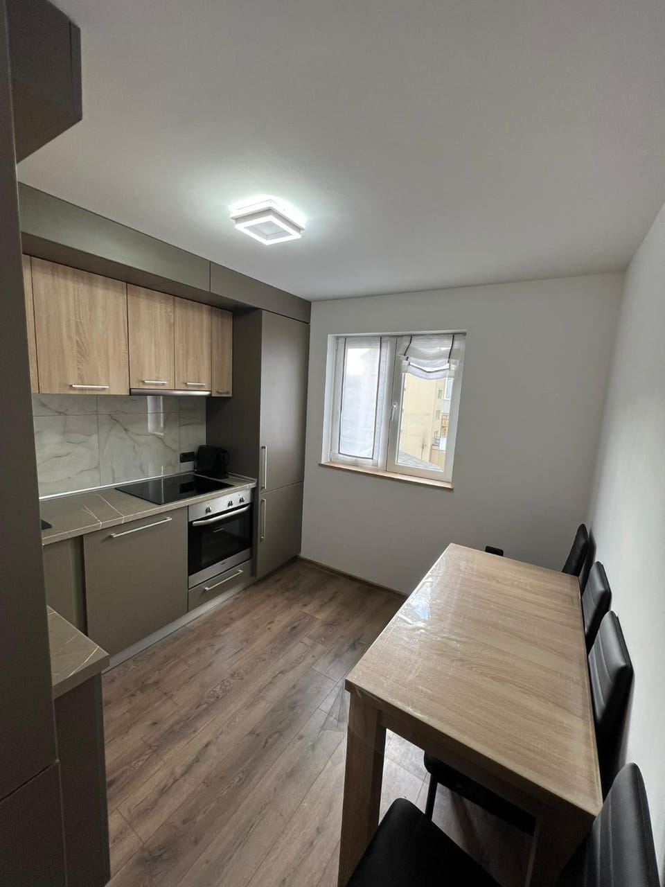 Kitchen or kitchenette, Dining area, pet friendly, stove
