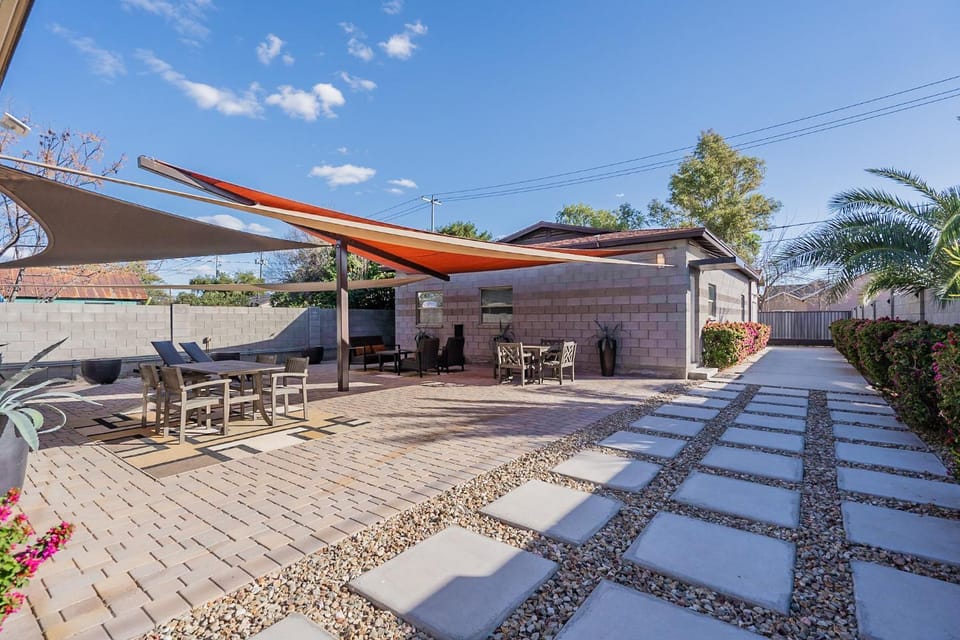 Property building, Patio, Day