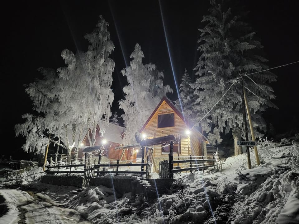 Weekend house Lokve - Retro House in Montenegro