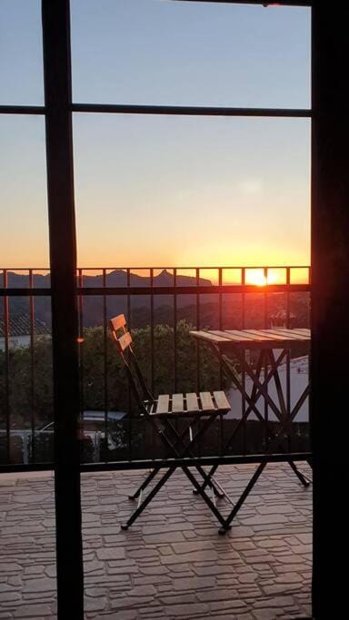 Natural landscape, View (from property/room), Balcony/Terrace, Mountain view, Sunset, sunbed