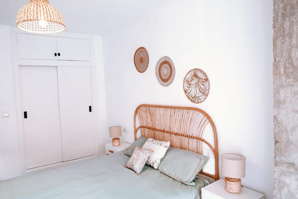 Mikasika - Duplex Apartment with seasonal swimming pool & walking distance from the beach Apartment in Axarquía
