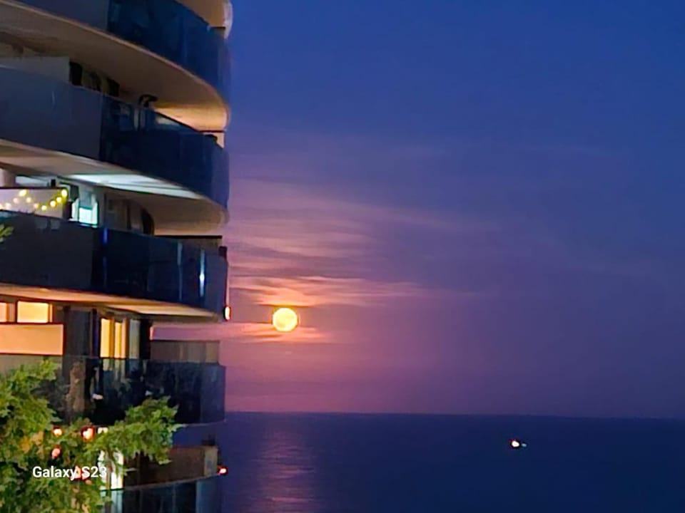 Night, Natural landscape, View (from property/room), Balcony/Terrace, Sea view