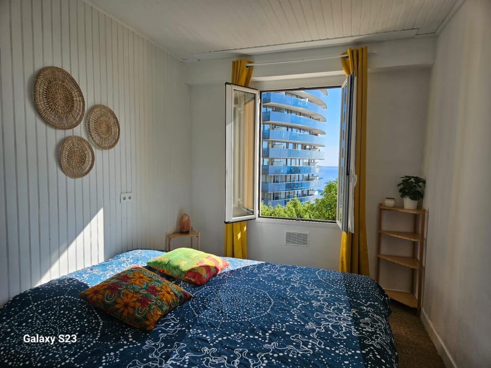 Bed, Photo of the whole room, Bedroom, Sea view