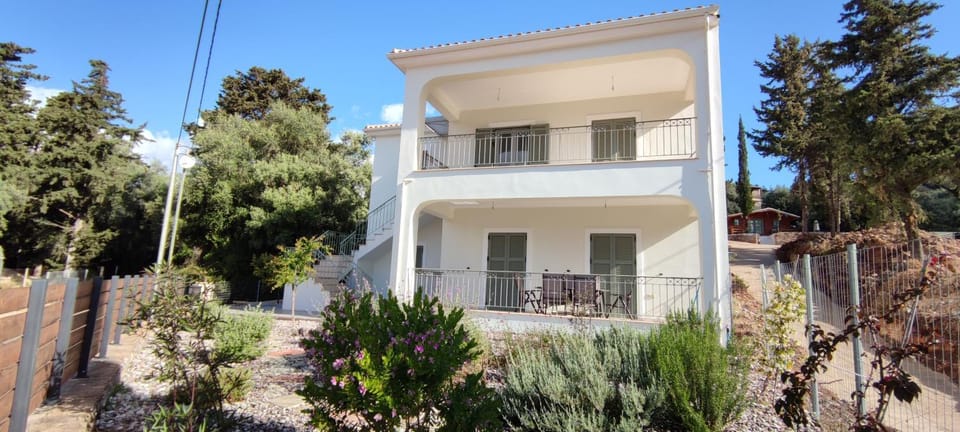 Property building, Garden, Garden view