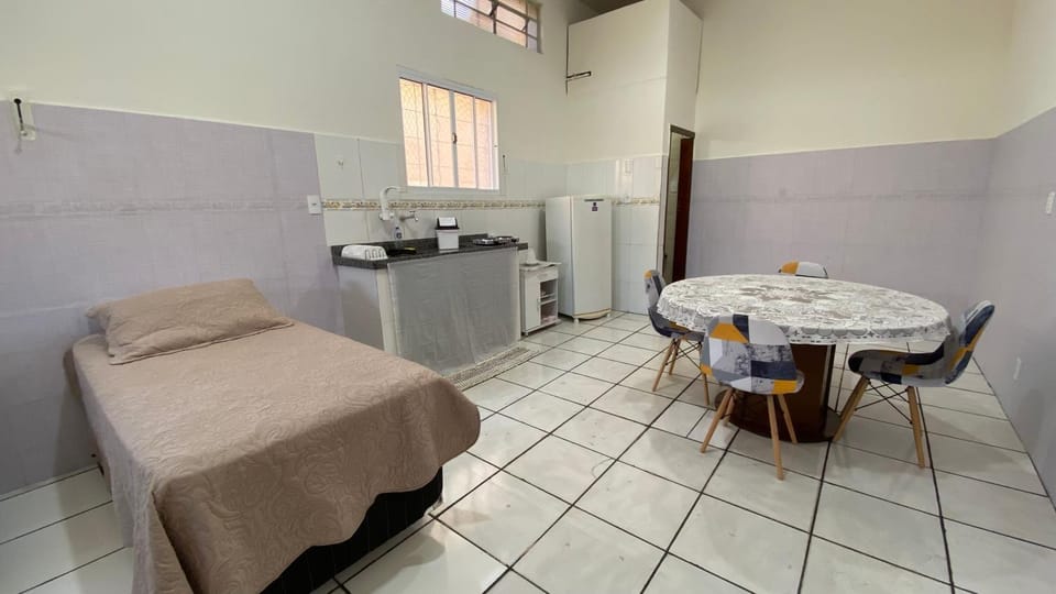Bed, Kitchen or kitchenette