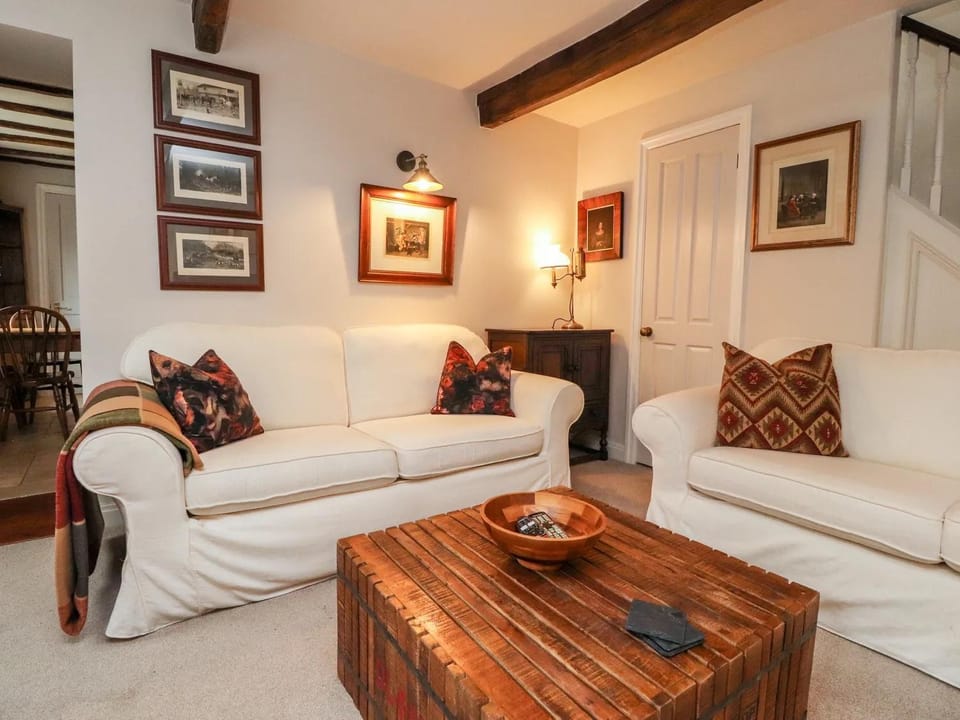 Pendle Hill Barley 17th Century 2 bed-bath period cottage House in Pendle District