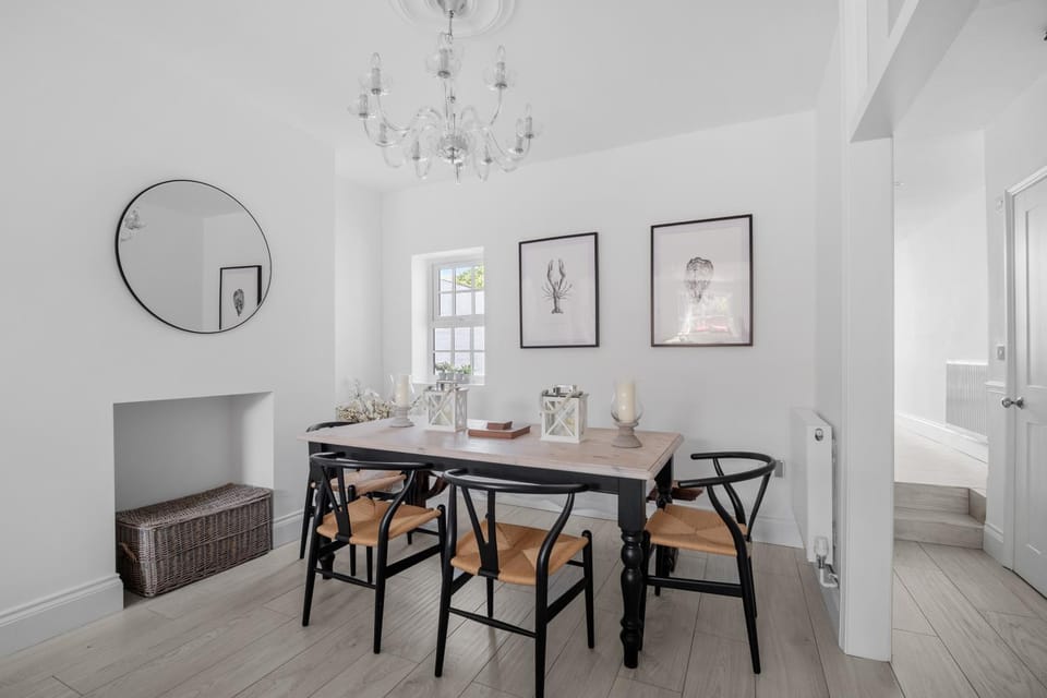 Dining area, Dinner